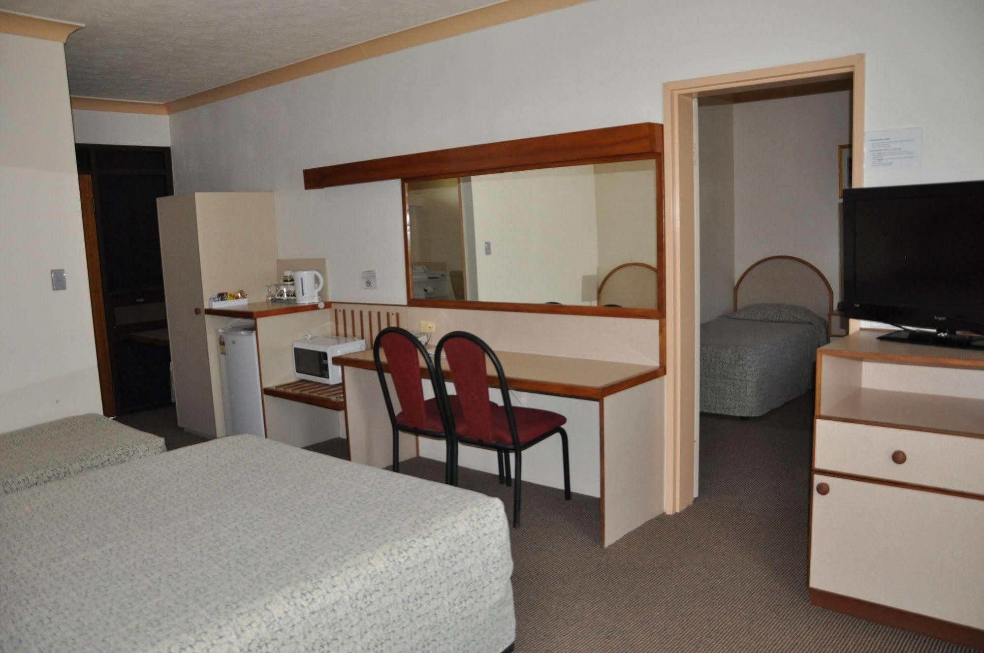 Longreach Motor Inn Extérieur photo
